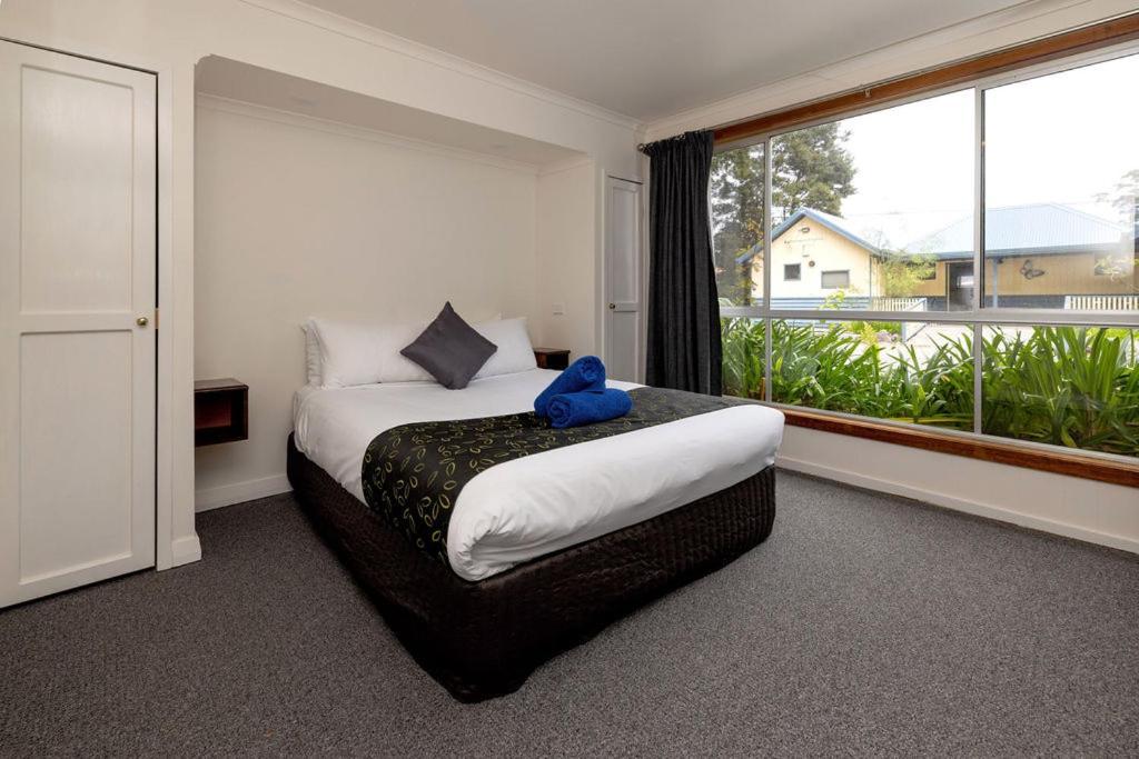 Big4 Strahan Holiday Retreat Екстер'єр фото
