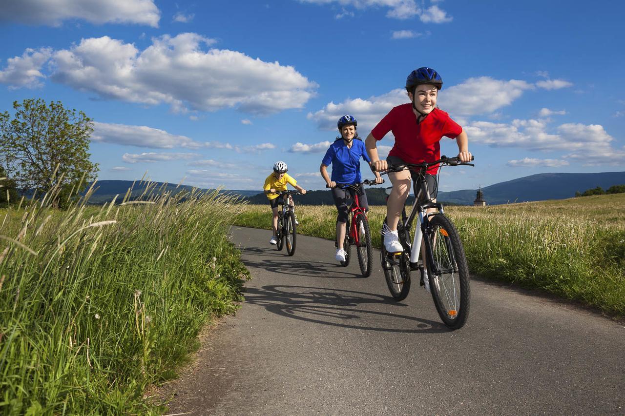 Big4 Strahan Holiday Retreat Екстер'єр фото